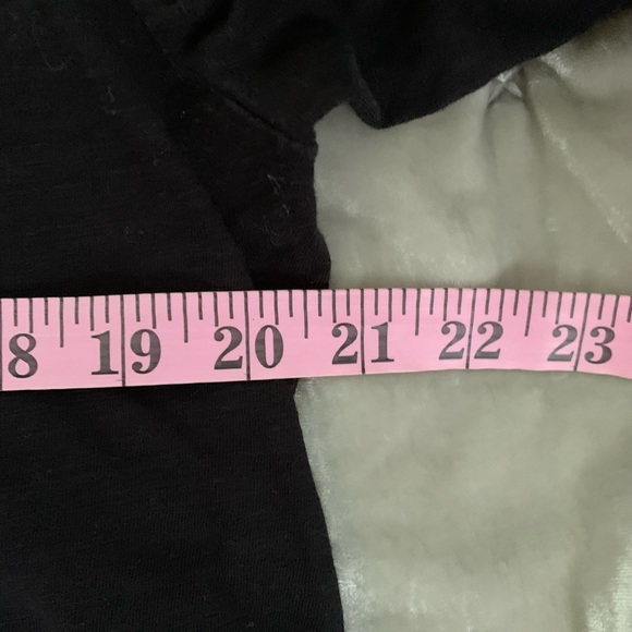 D O N A T E D Sonoma long sleeve v neck size large tee shirt EUC - Picture 3 of 6